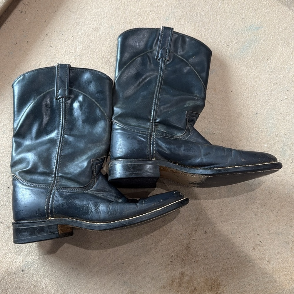 Women’s ACME Black Leather Boots - Picture 2 of 6